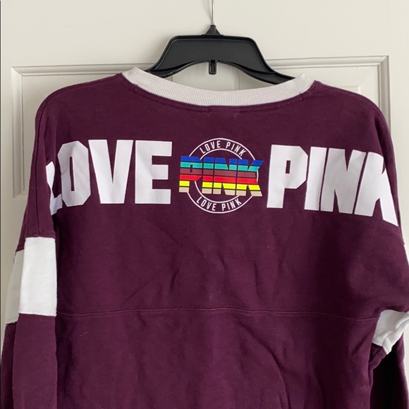 Pink VS long sleeve!✨ Super comfy - Picture 2 of 3